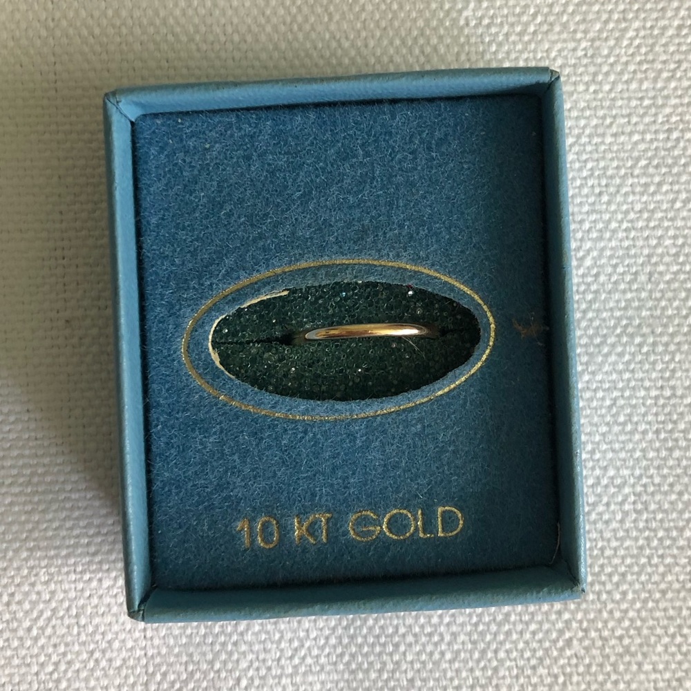 10 k gold toe ring 50 mm circumference